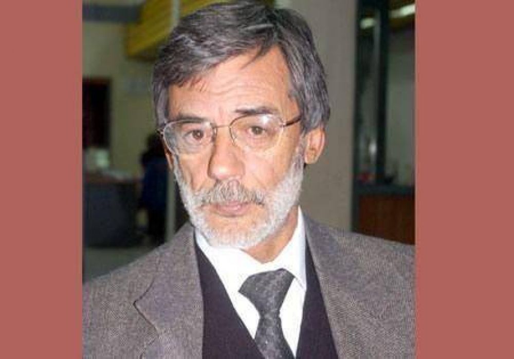 Cumbre pachista el 7 de mayo en Comodoro