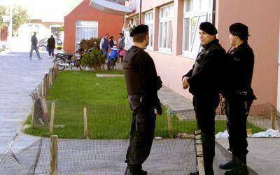 Ahora la Polic�a custodia el Hospital Zonal de Caleta