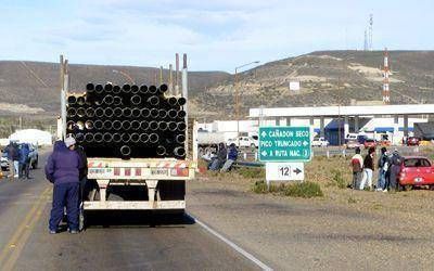 Desocupados desactivaron asamblea de petroleros opositores a Segovia