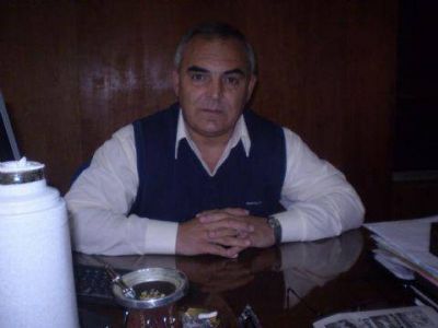 En declaraciones a REALIDAD WEB, el dirigente radical Daniel Mart�nez, manifest� "la necesidad de ofrecer a nuestros vecinos una alternativa de gobierno", y en ese contexto, dijo, "en la UCR se est� dando un proceso de s�ntesis en busca de 