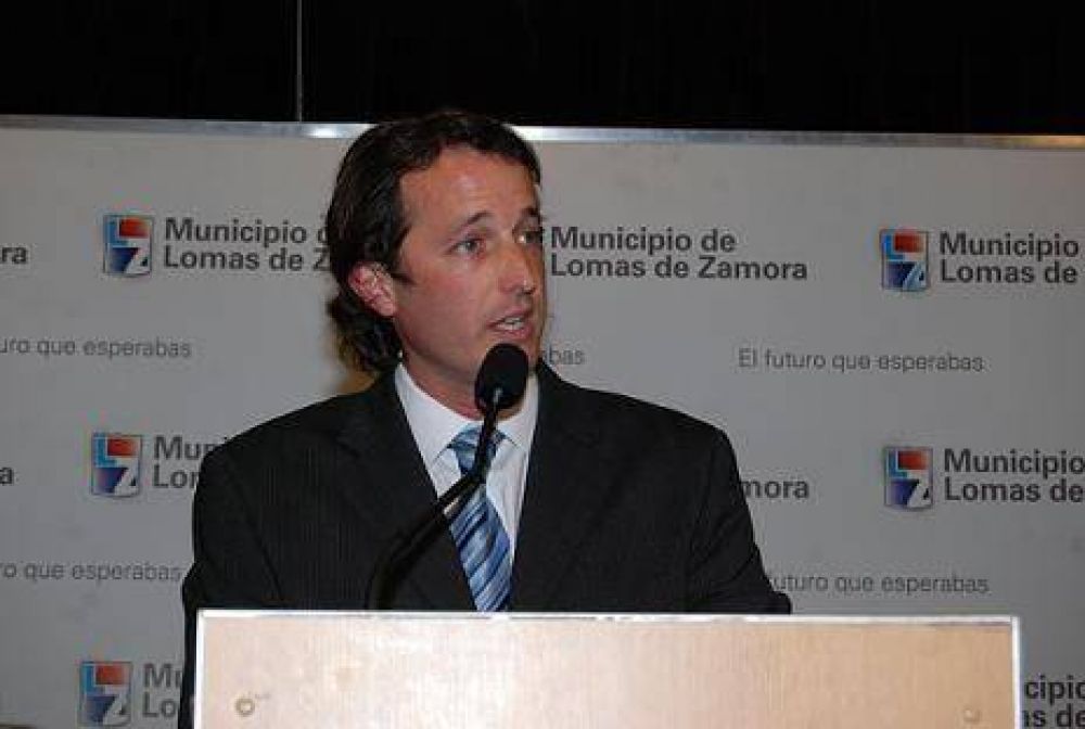 Insaurralde anunci� el pase a planta permanente de 200 m�dicos del Alende y las unidades sanitarias