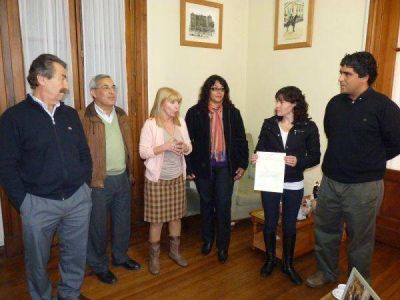 CENTRO DE ATENCION TEMPRANA INICIA CAMPA�A EN BUSCA DE COLABORADORES