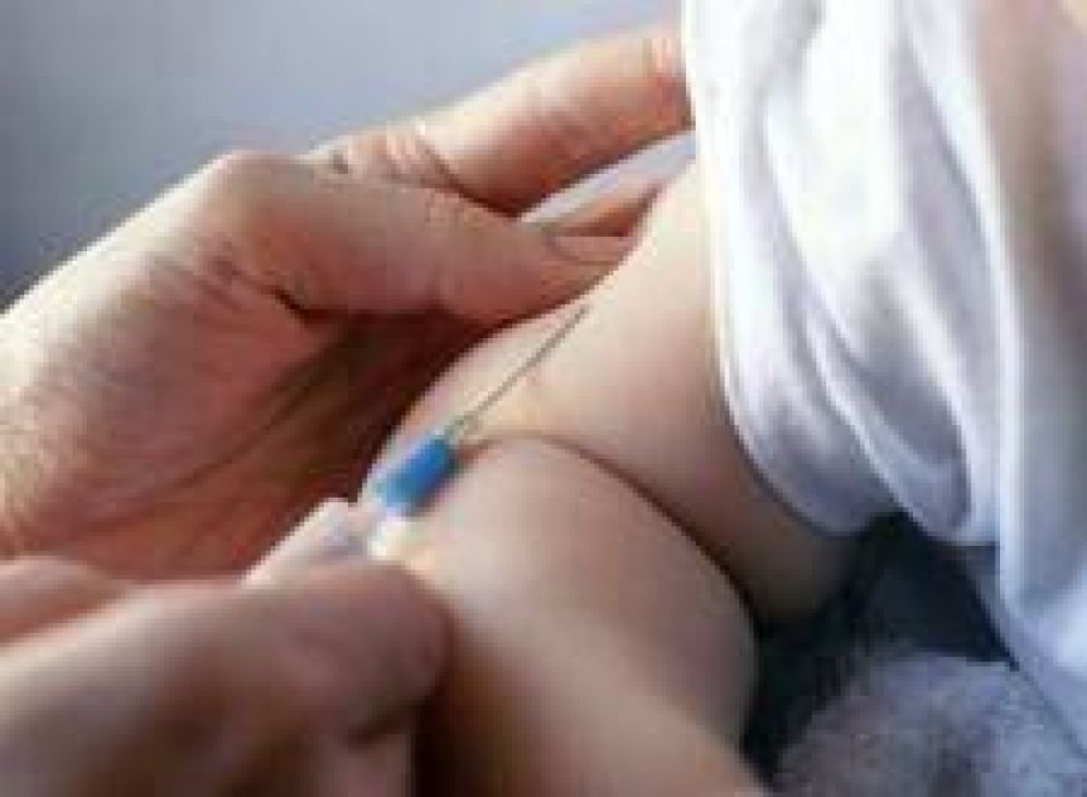 Ya se vacunaron alrededor de 27 mil personas en centros de salud