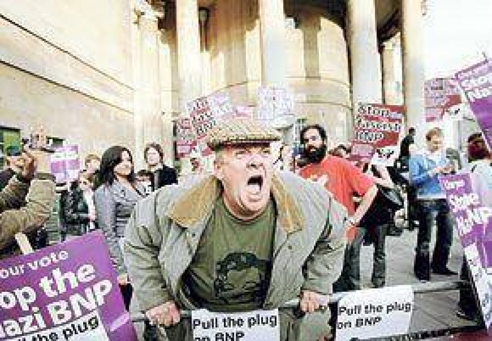 Los inmigrantes, una obsesi�n en la campa�a electoral brit�nica