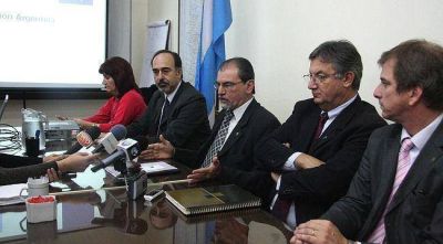 Comienzan a delinear aspectos generales de la exploraci�n de hidrocarburos en la provincia