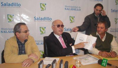 Gorosito anunci� obras y ayudas en el marco del Bicentenario