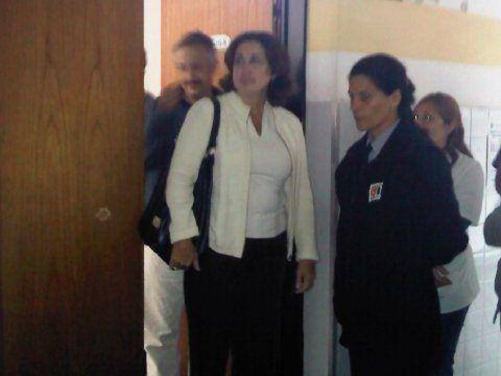 Rosso habl� a trabajadores del Hospital y volvi� a condicionar el aumento a la aprobaci�n del presupuesto