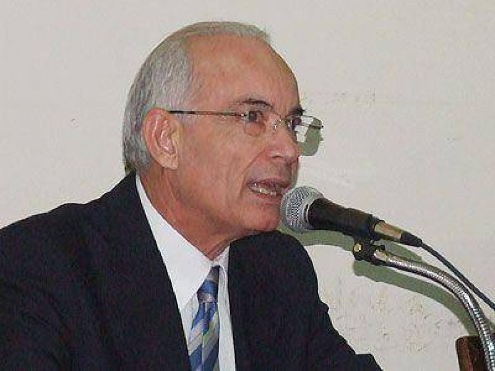  ECHEVERR�A | INTERNAS EN EL PJ Seg�n Fern�ndez, el kirchnerismo ir� con dos boletas en el 2011