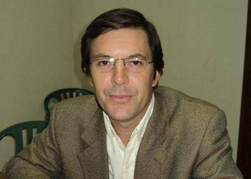 CONCEJAL NERI: "Se necesita discutir una pol�tica de salud en serio",