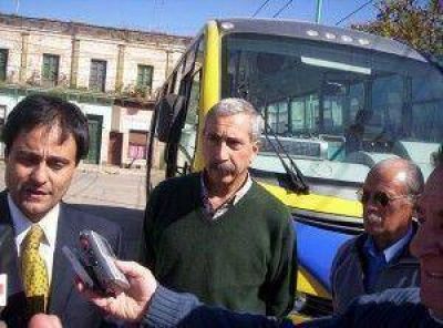 Pittelli anduvo en colectivo y estim� que en 45 d�as empezar� a funcionar la empresa