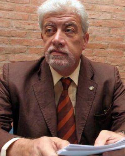 La UNCuyo suspender� a un camarista federal como docente de Derecho
