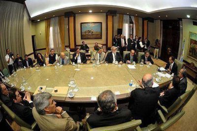 Olavarr�a recibi� asistencia por el "Plan M�s Terneros"