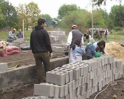 Fruct�fera jornada solidaria en Manuel Ocampo 