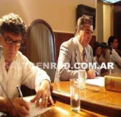 Sesion� el HCD con estos temas