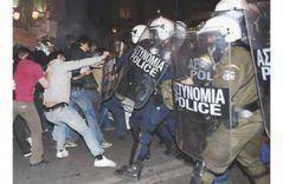  Grecia anuncia m�s ajuste y el rescate ser�a inminente  