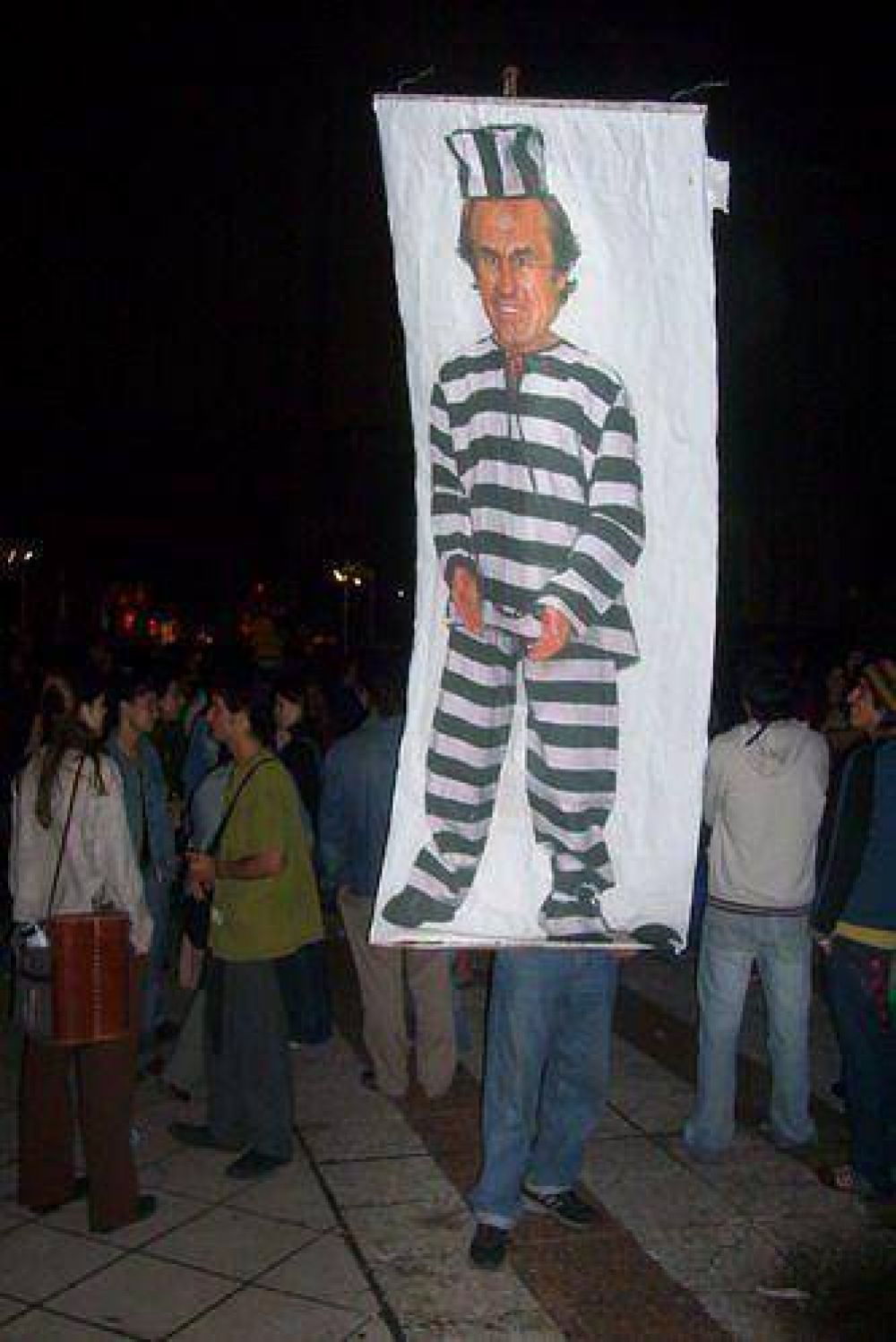 "Verdad, justicia y hechos"