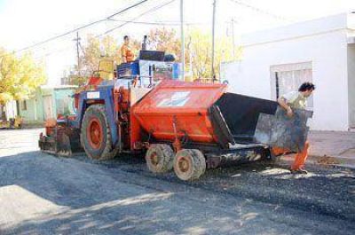 En la zona sur se puso en marcha el plan municipal de pavimentaci�n