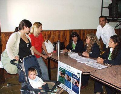 Realizaron en Cortinez relevamiento por asignaci�n universal por hijo