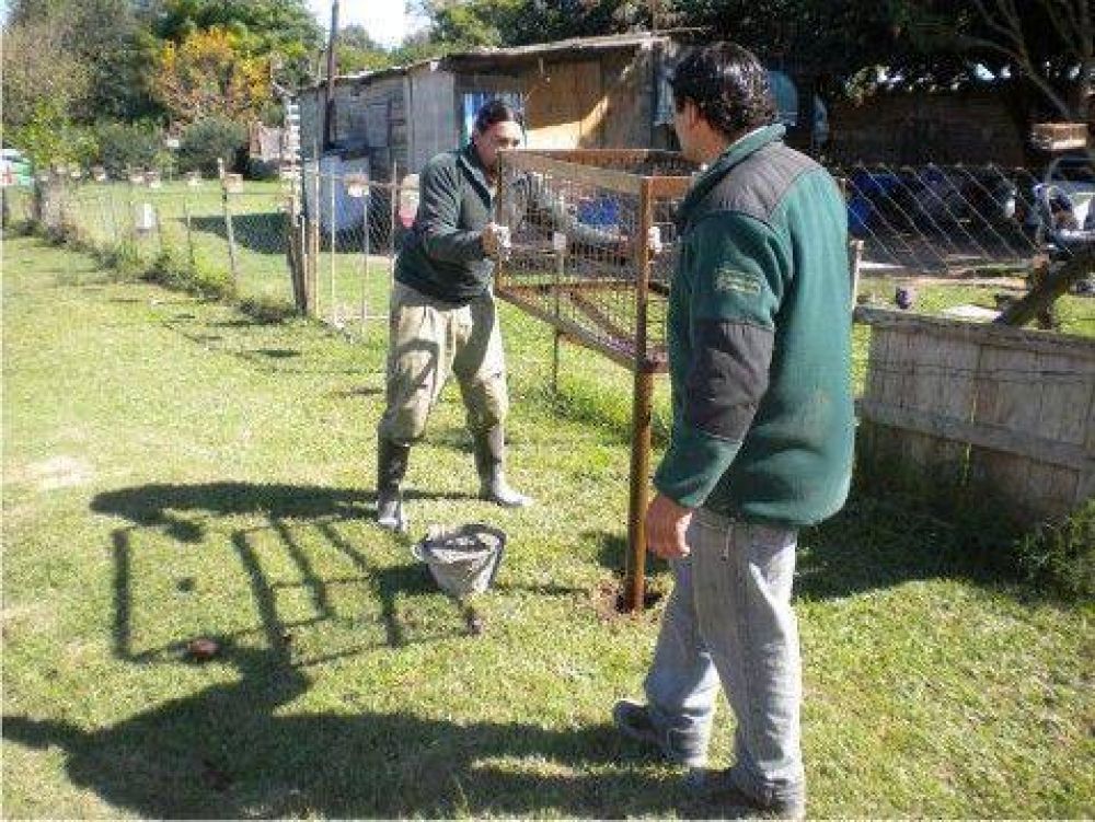 El Programa de Limpieza de Microbasurales contin�a en el Barrio Otamendi