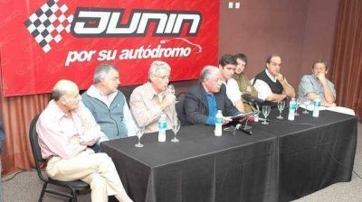 Llegan seis millones de pesos para concluir las obras del aut�dromo "Eusebio Marcilla"