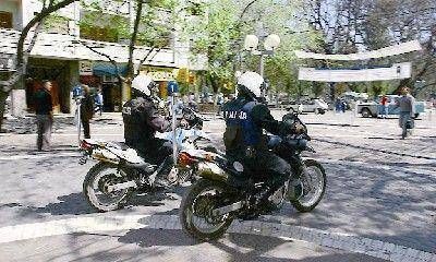 Jaque aument� el sueldo de los polic�as