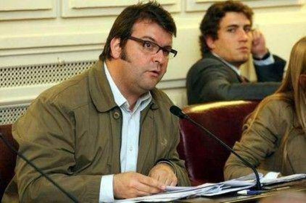 "Confirmado: Binner no es un estadista"