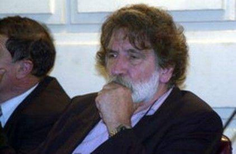 Presentan "PARES", un nuevo partido pol�tico