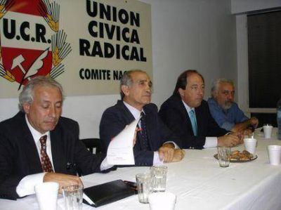 Internas radicales Jorge Deantoni encabezar�a el sector alfonsinista en San Mart�n