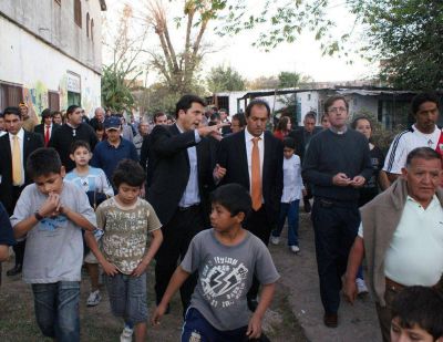Barrio San Pablo Tigre present� mejoras con un anticipo econ�mico de Provincia