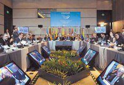 Doce presidentes para elegir a un ex