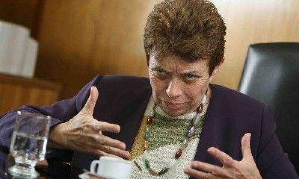 "Hablar mal del Poder Judicial ha sido un buen negocio para los pol�ticos"