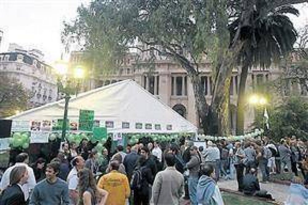 Un acto kirchnerista por la ley de medios