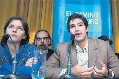 Pedido de informe por Enarsa