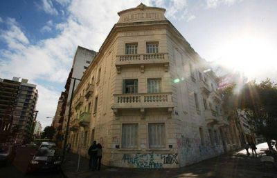 La Provincia otorg� un subsidio al Polivalente