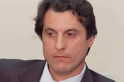 �Nunca evalu� la alternativa de renunciar a mi banca�, dijo Awstin