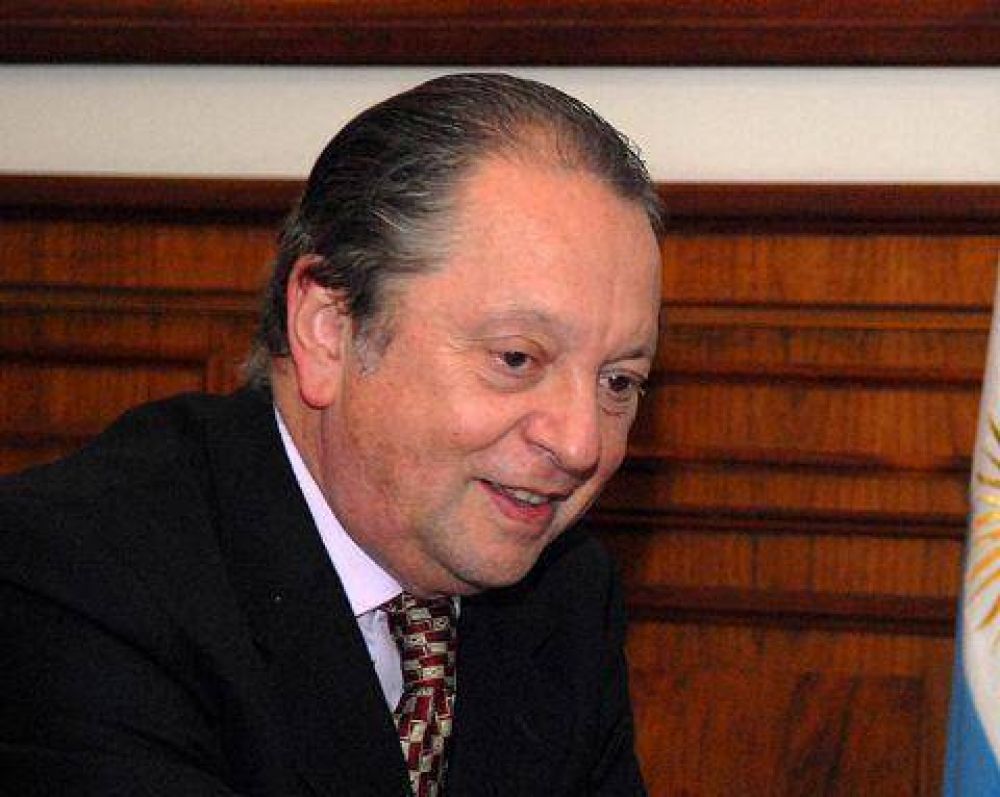 INVITADO POR LA UCR LOCAL Rodolfo Terragno visitar� Luj�n el pr�ximo lunes