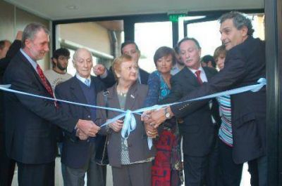  	 Crecimiento empresarial "Eleprint" inaugur� nuevas instalaciones en Berisso