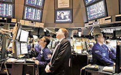 Martes negro en Europa: cae el euro y se desploman las Bolsas