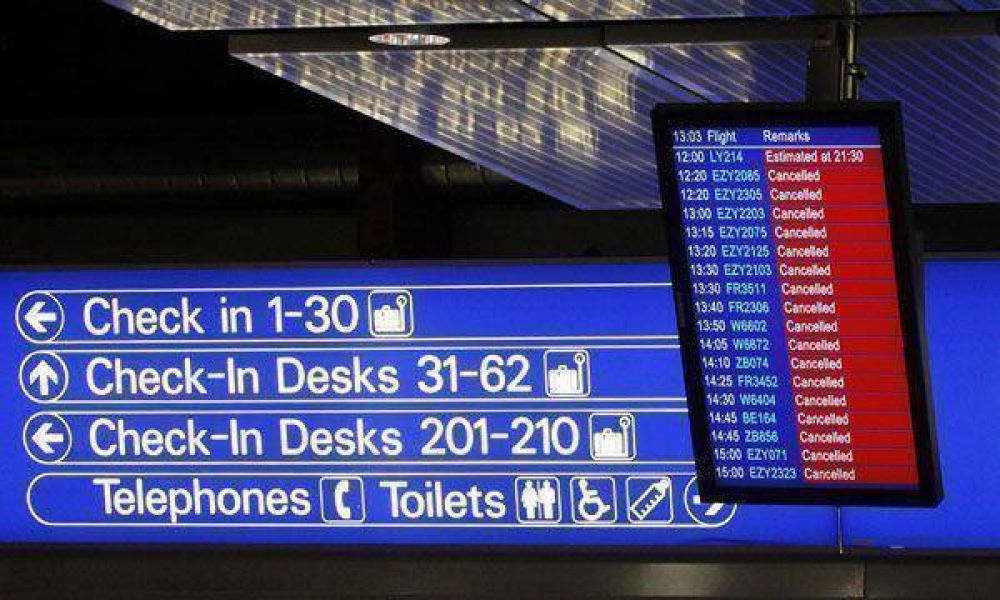  Escocia e Irlanda cerrar�n hoy sus aeropuertos  