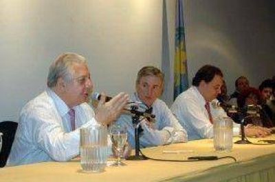 Dirigentes provinciales apoyaron "Scioli 2011"