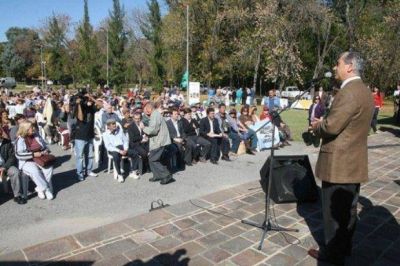 Cientos de abuelos del Conurbano visitar�n la quinta San Vicente