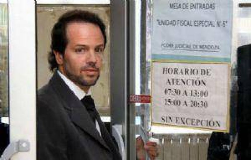 Una comisi�n investigar� al Vice