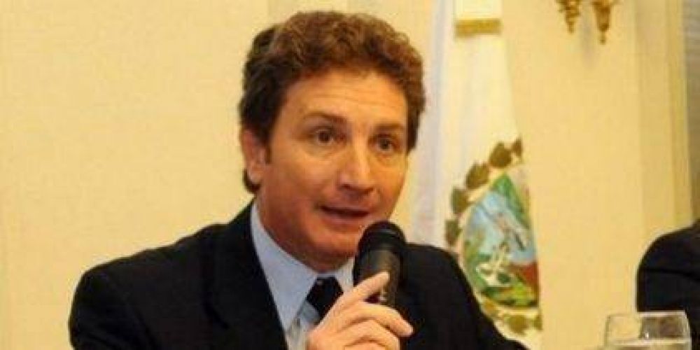 Para la Provincia hay un "peque�o descenso" en el robo de autos