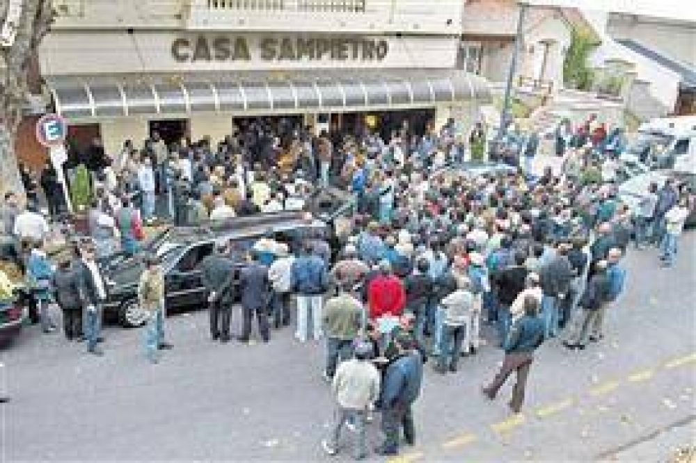 Cruce de acusaciones por el asesinato del dirigente sindical