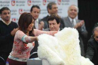 Lan�s: por su alineaci�n con el kirchnerismo, D�az P�rez consigue una obra planeada por Quindimil
