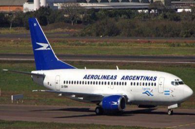 La Justicia realiz� allanamientos por una causa sobre presuntos sobreprecios en Aerol�neas