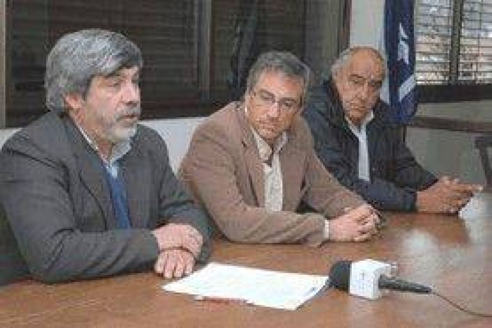 Acuerdo entre Ingenier�a y cinco caleras locales