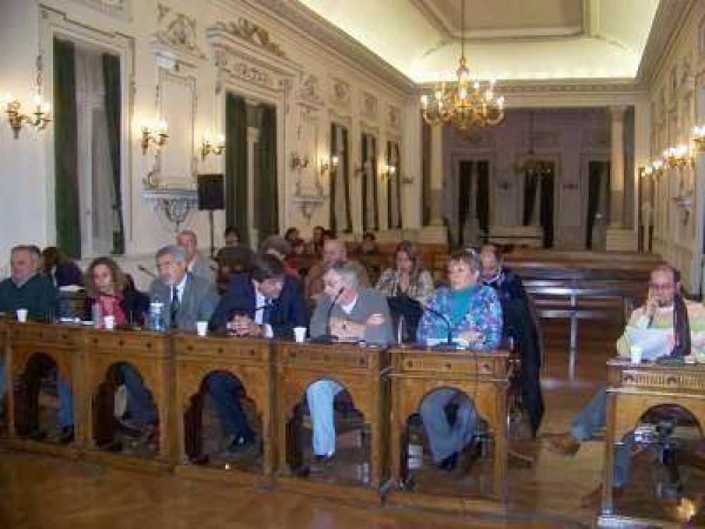 El Concejo Deliberante aprob� la informaci�n p�blica y multas canjeadas por casco para los motociclistas