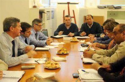 Gremios docentes se reunieron con el ministro Oporto