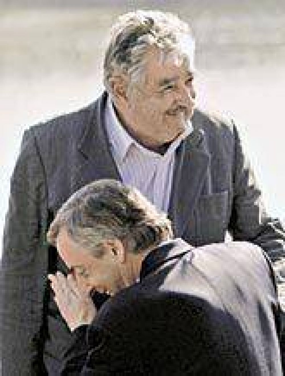 Mujica justific� el apoyo a Kirchner en Unasur: "Era lo que conven�a"